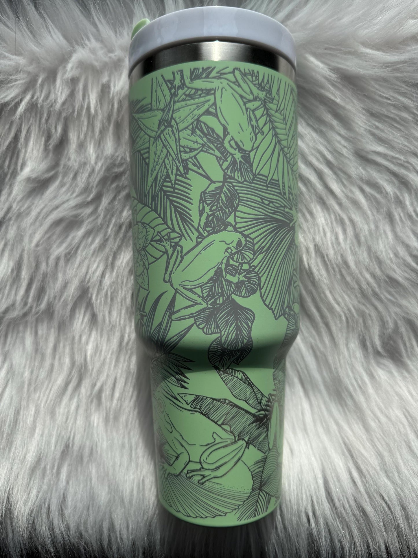 Tree Frog 40 oz engraved tumbler~ Frog lover gift~ Chroma tumbler dupe~ Frog Tumbler
